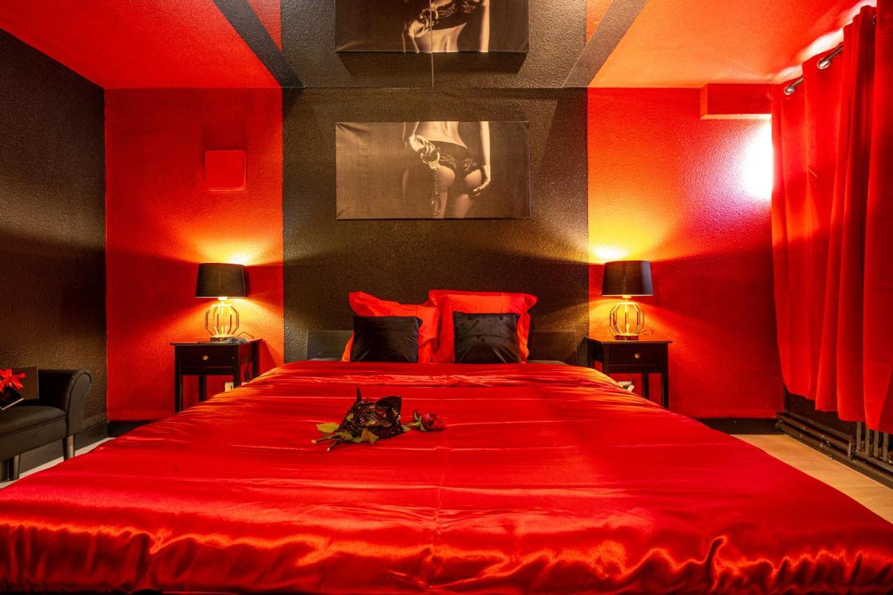 Cocon Sensuel - 50 Nuances - Les Cocons De Nath Apartamento Montbéliard Exterior foto