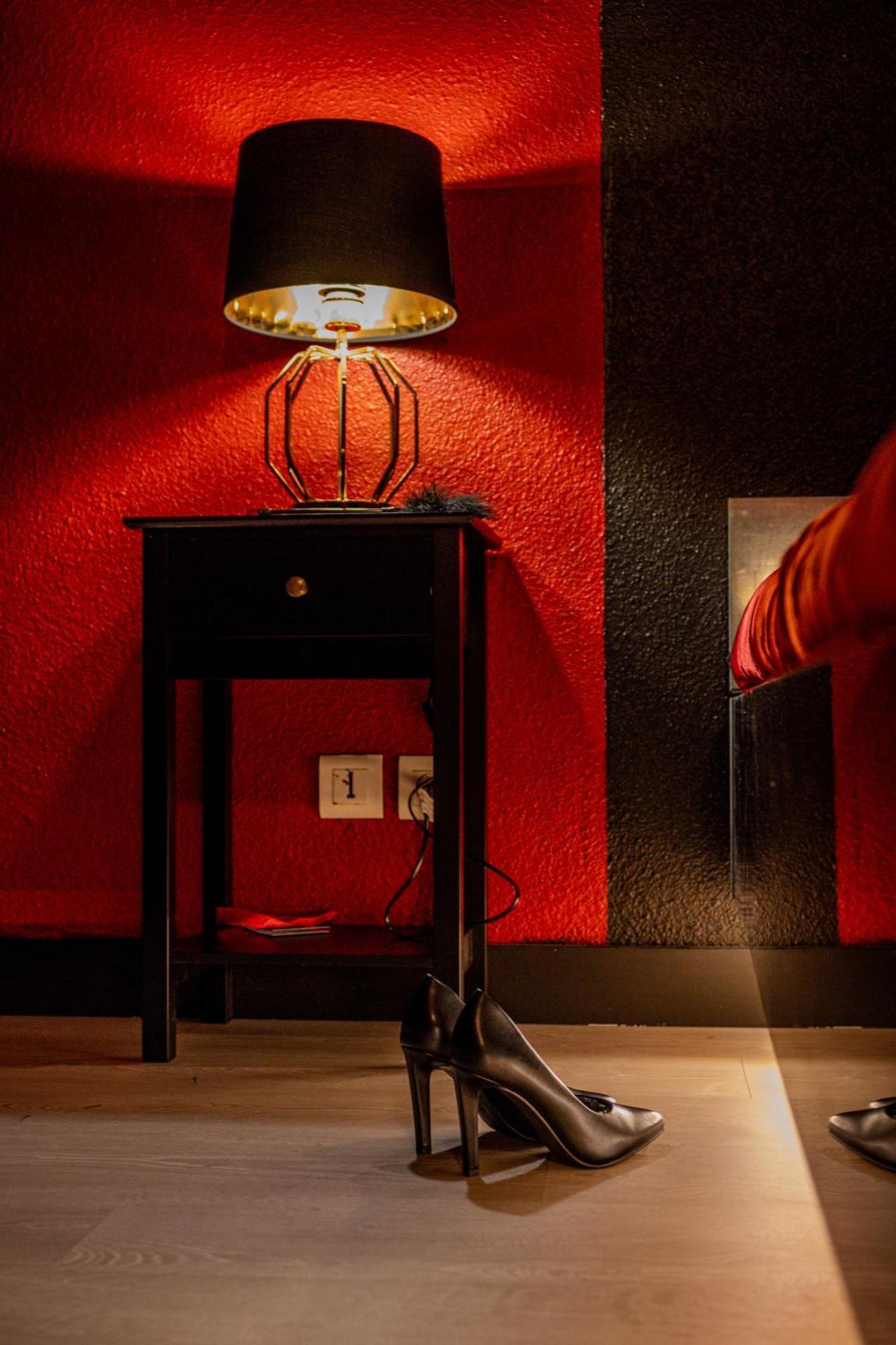 Cocon Sensuel - 50 Nuances - Les Cocons De Nath Apartamento Montbéliard Exterior foto